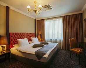 Hotel-Intourist-Palace-Batumi1.jpg